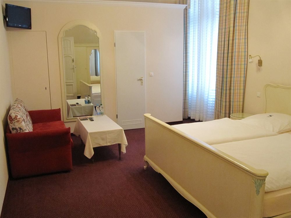 Hotel Pension Fasanenhaus Berlin Zewnętrze zdjęcie