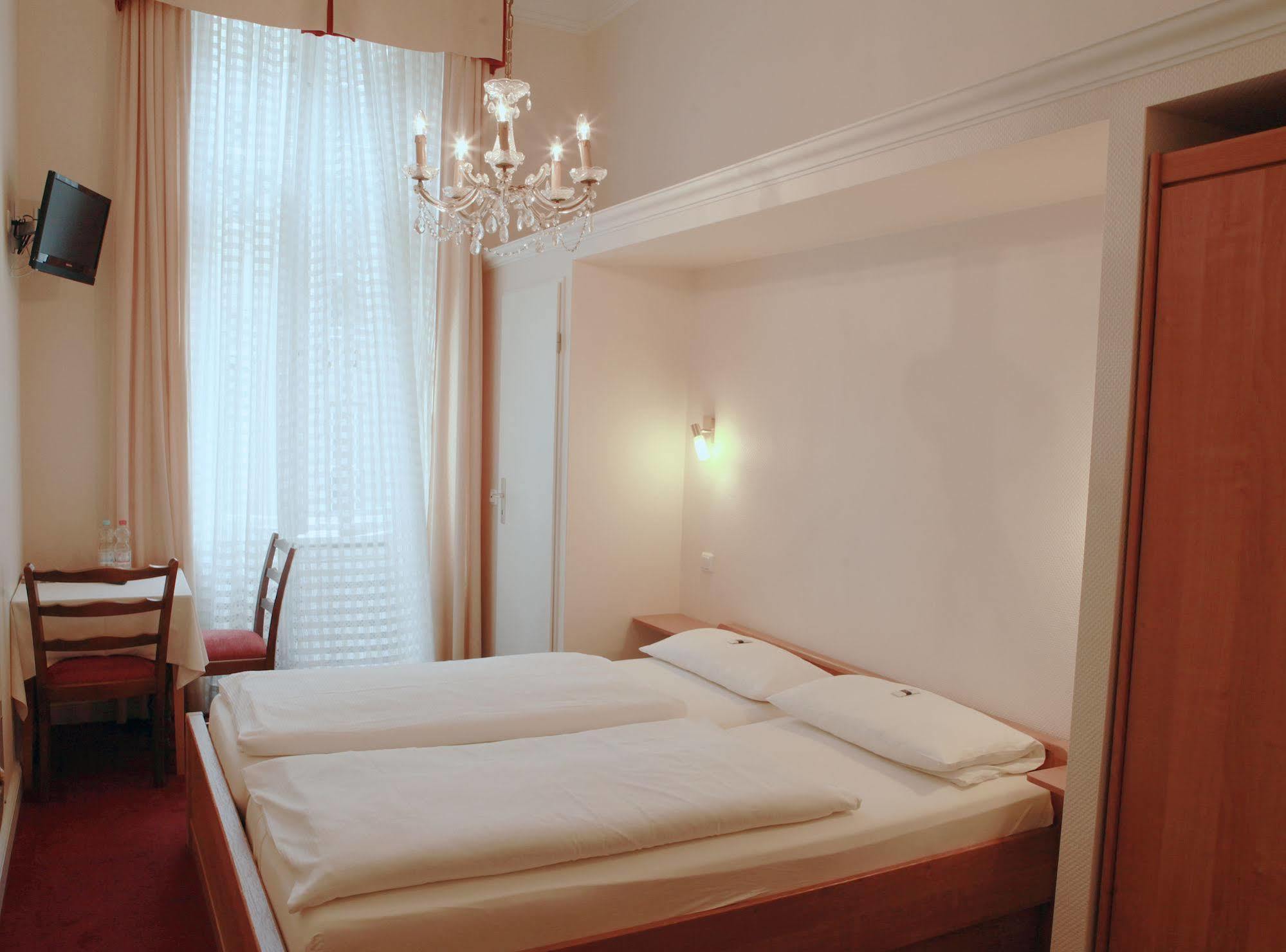 Hotel Pension Fasanenhaus Berlin Zewnętrze zdjęcie